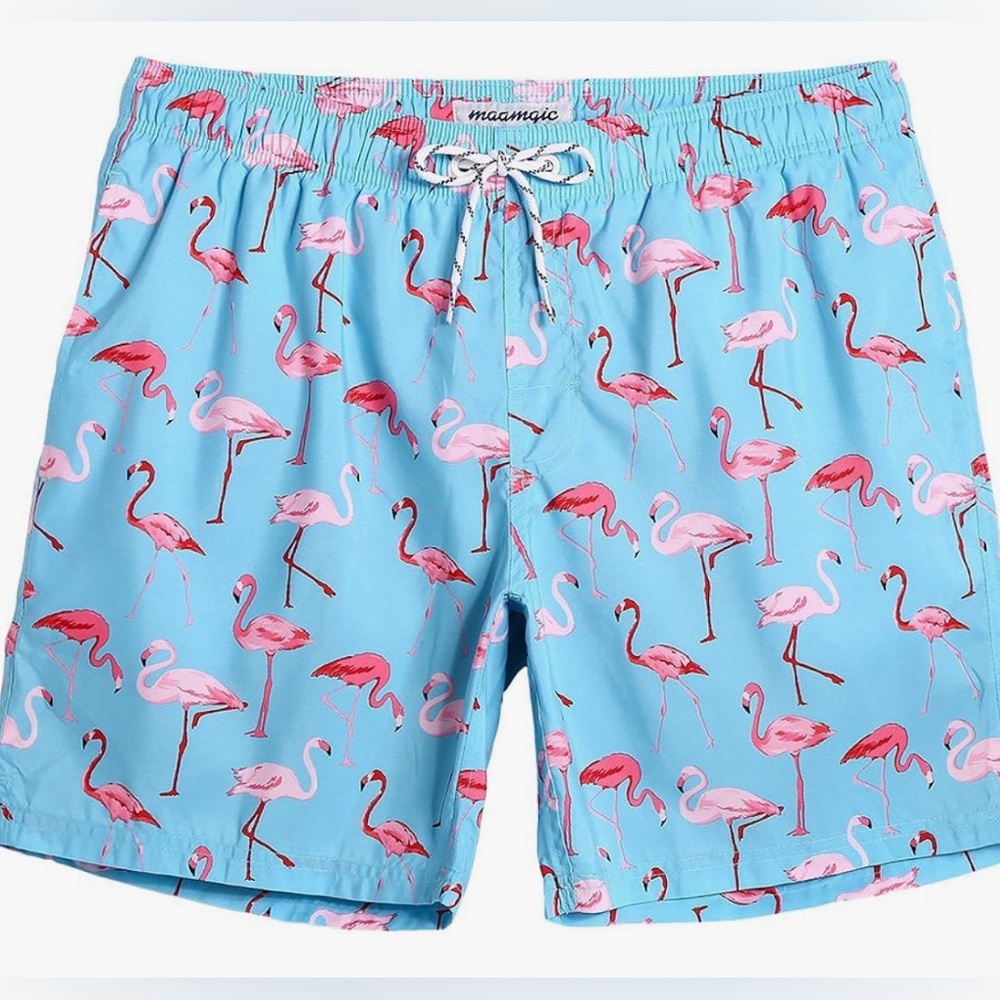 NWOT Men’s swim trunks Medium